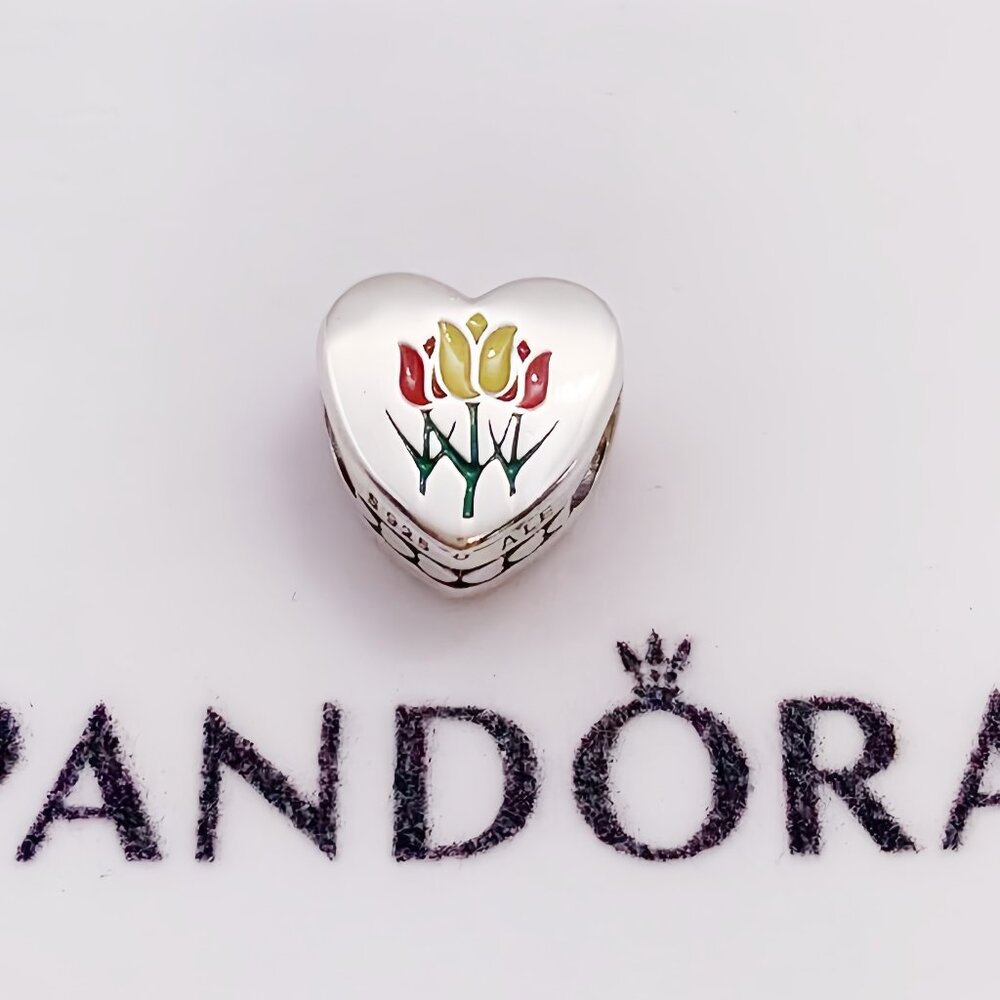 Pandora Holland Michigan Keukenhof Flower Heart Charm